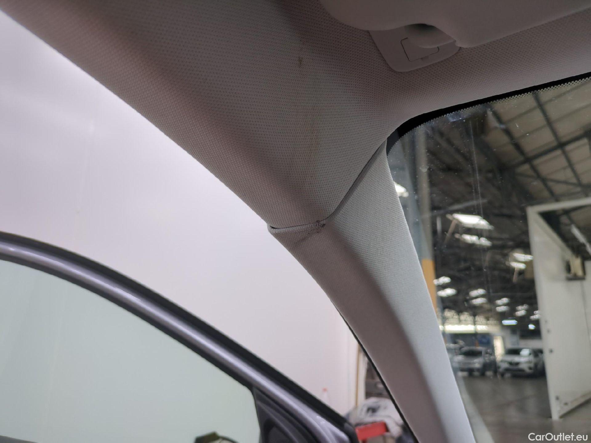  Peugeot  3008  Active Pack 1.5 HDi 130CV BVA8 E6d #57