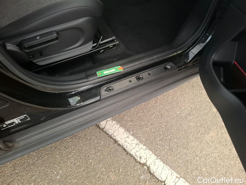  Mini  Countryman MINI  / 2020 / 5P / Crossover Cooper Essential 136 ch BVA7 #9