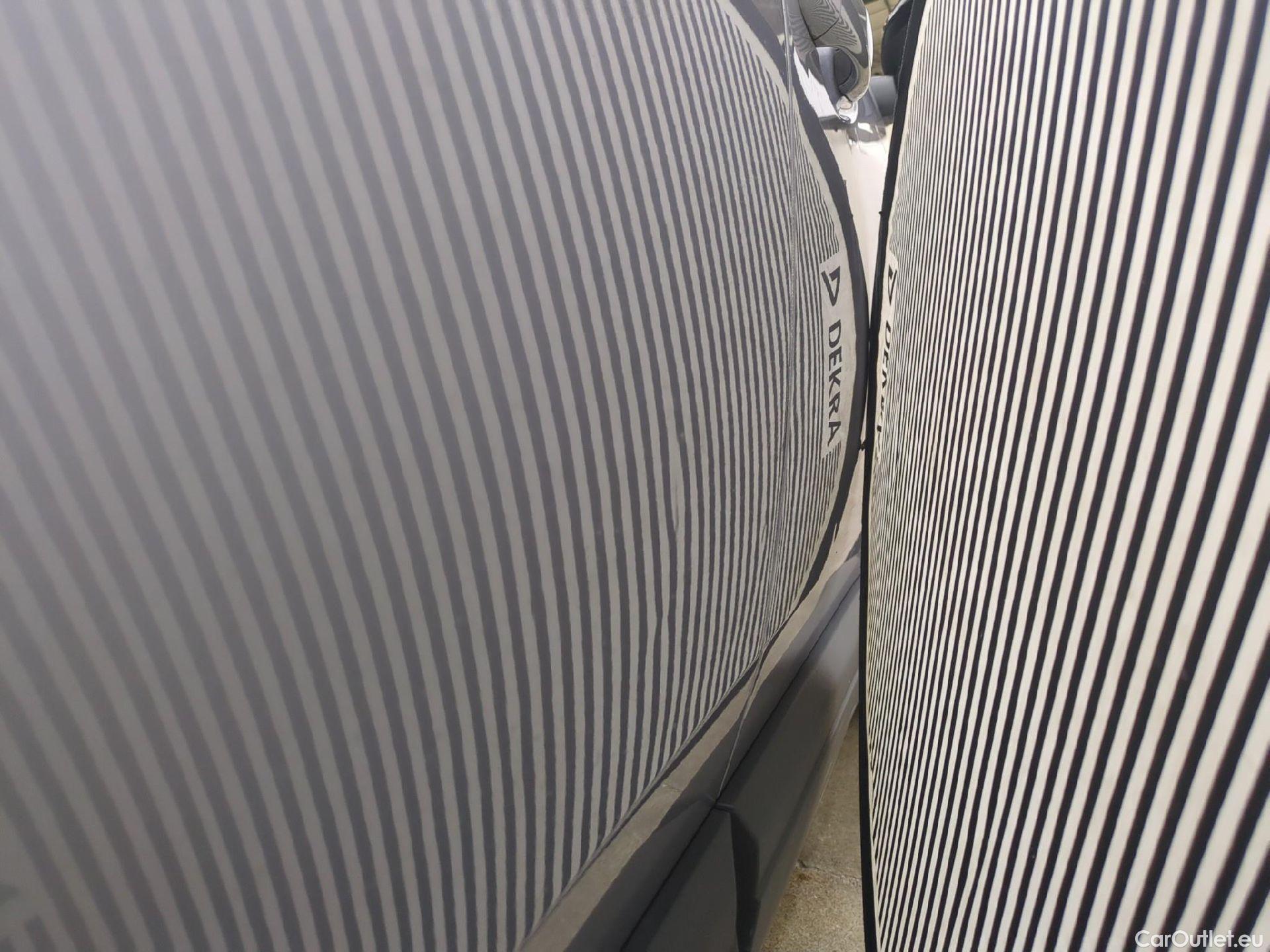  Peugeot  3008  Active Pack 1.5 HDi 130CV BVA8 E6d #72