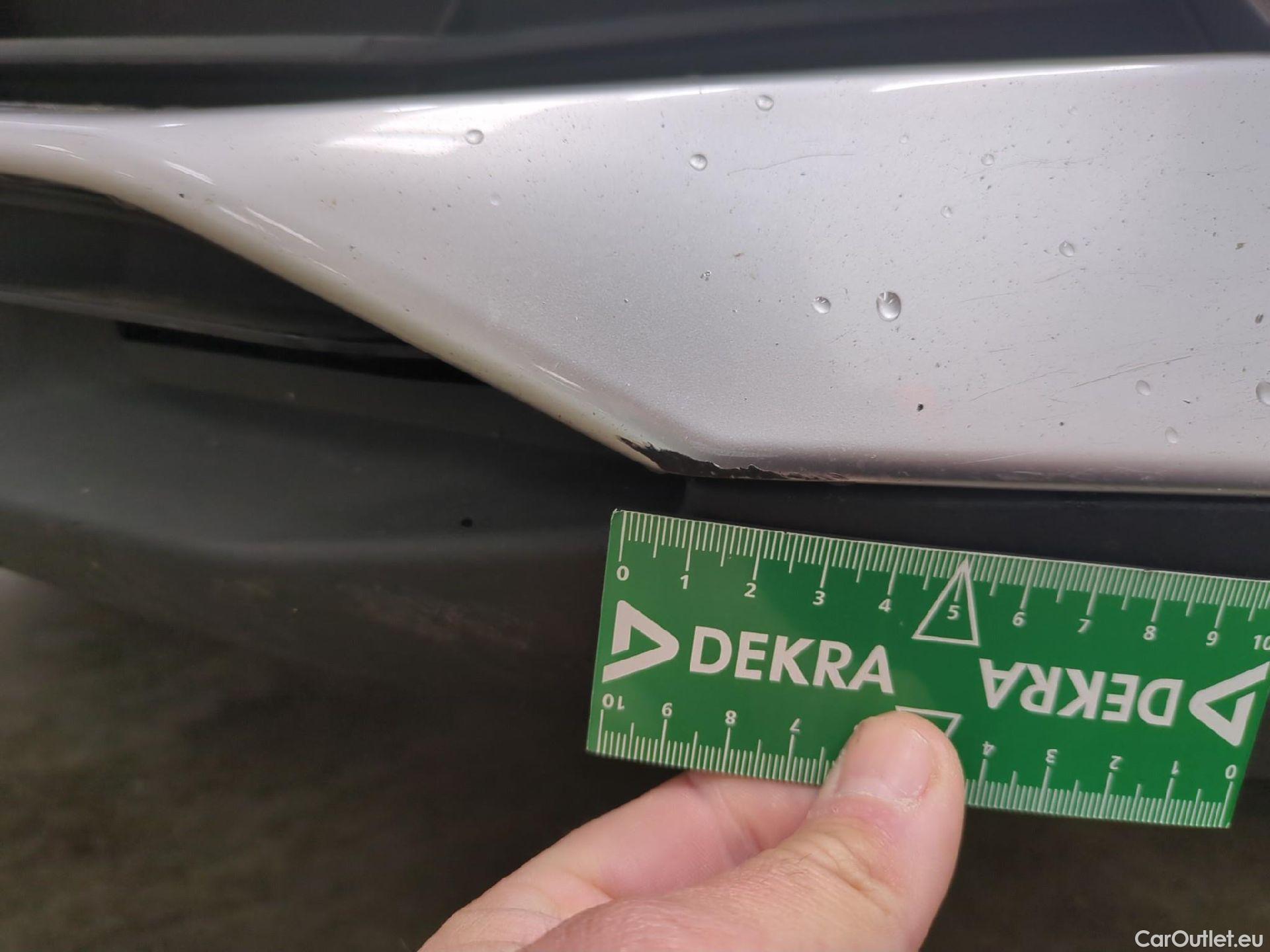  Peugeot  3008  Active Pack 1.5 HDi 130CV BVA8 E6d #49