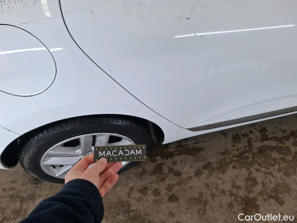  Renault  Clio RENAULT  / 2019 / 5P / Berline Business SCe 65 #17