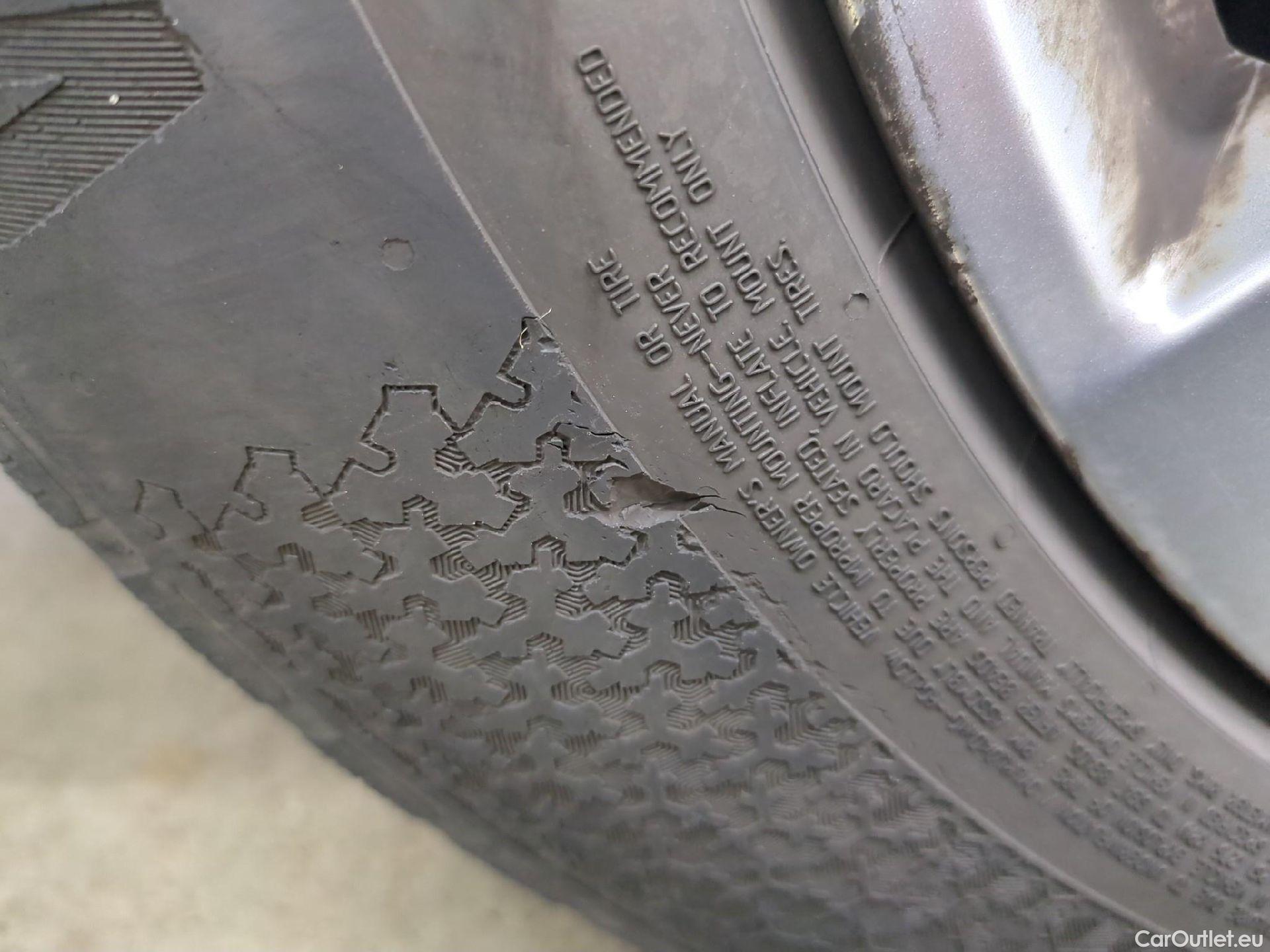  Peugeot  3008  Active Pack 1.5 HDi 130CV BVA8 E6d #1