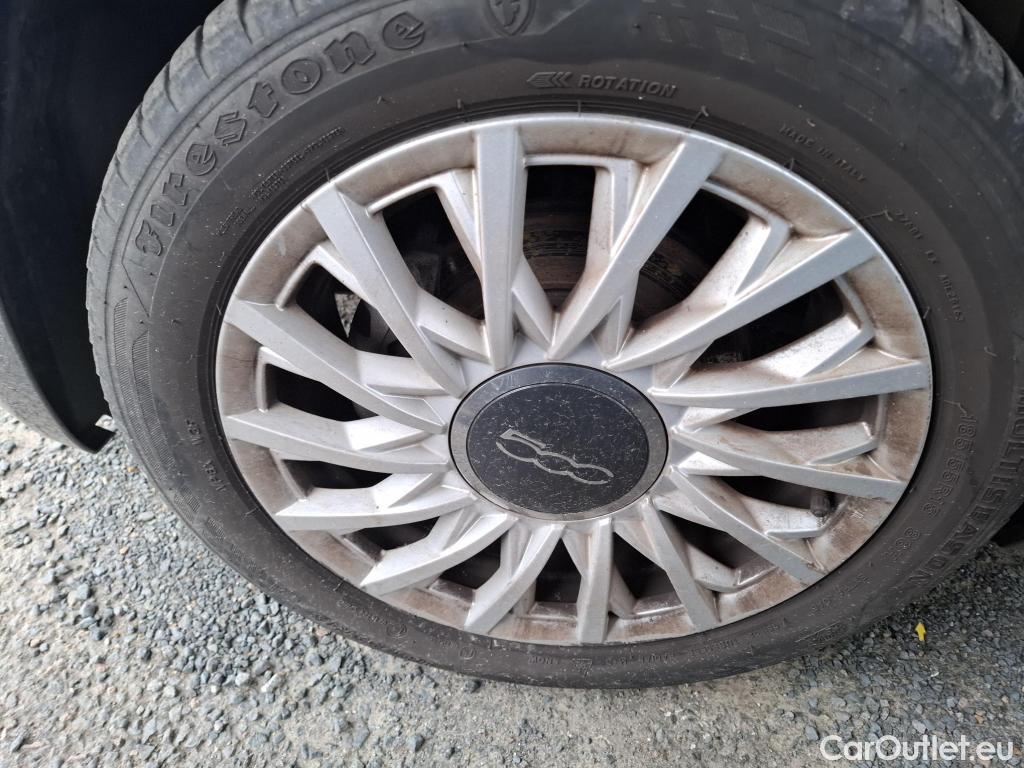  Fiat  500 FIAT   2015  3P  Berline Hybrid 10 BSG 70 ch Dolcevita #31