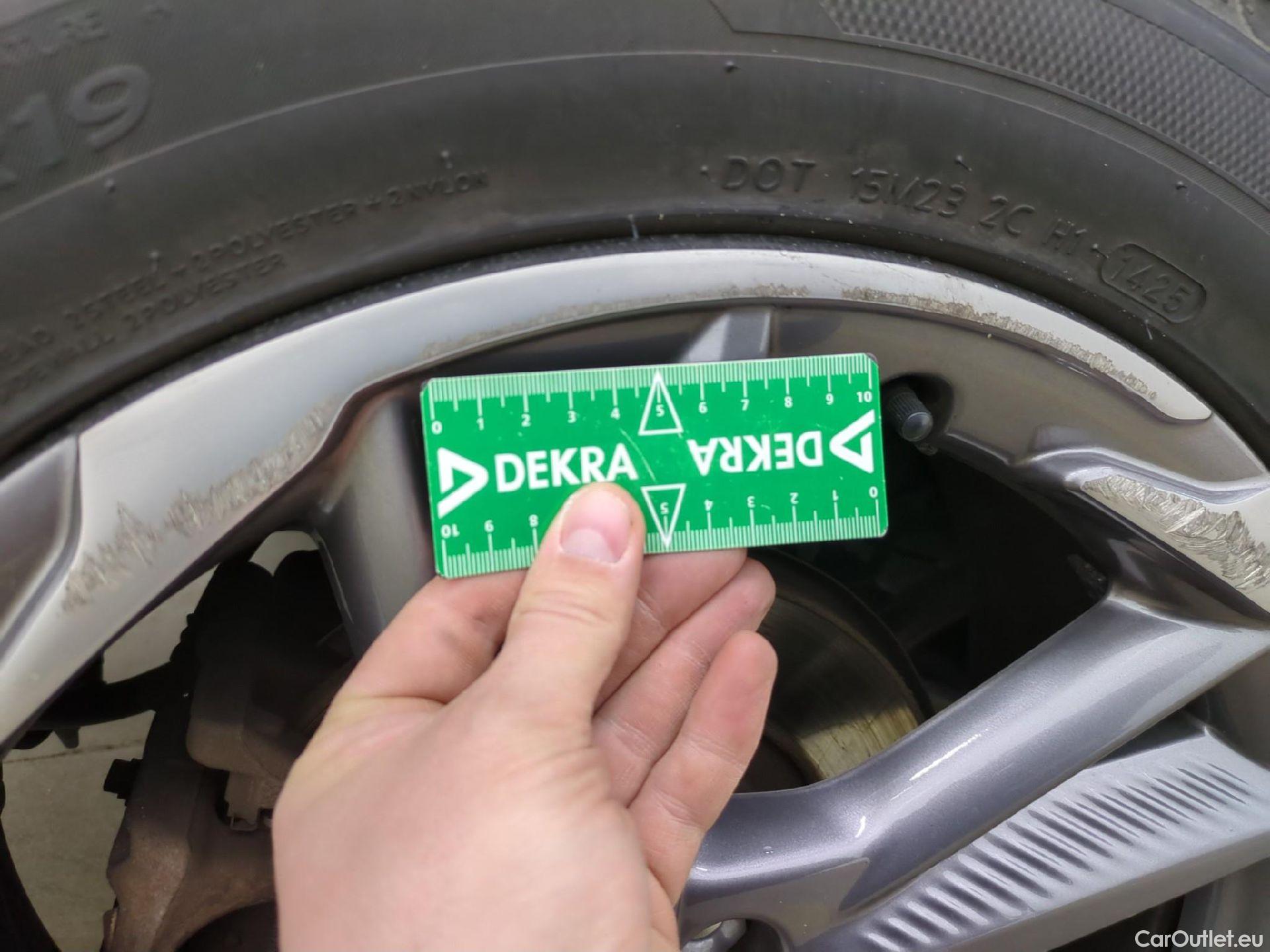  DS  DS7 7 Crossback Executive 2.0 BlueHDi 180CV BVA8 E6d #18