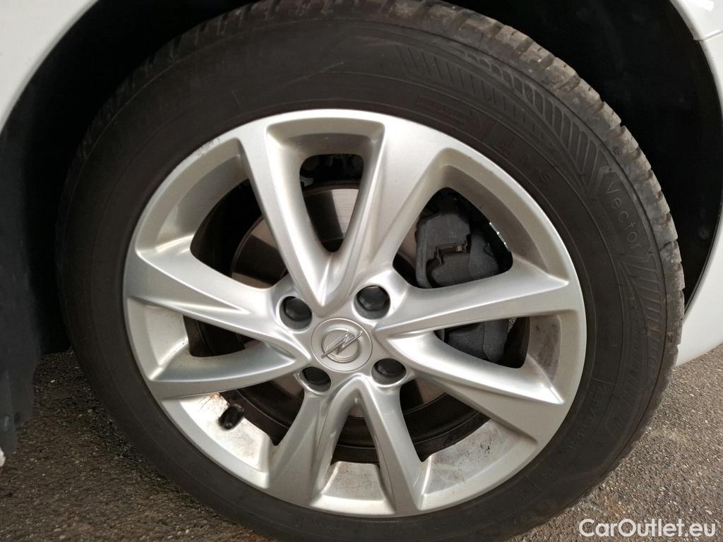  Opel  Corsa  F Elegance Business 1.2 Turbo 100CV BVM6 E6d #48