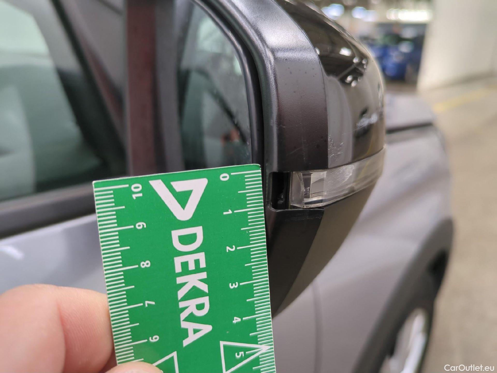  Peugeot  3008  Active Pack 1.5 HDi 130CV BVA8 E6d #82