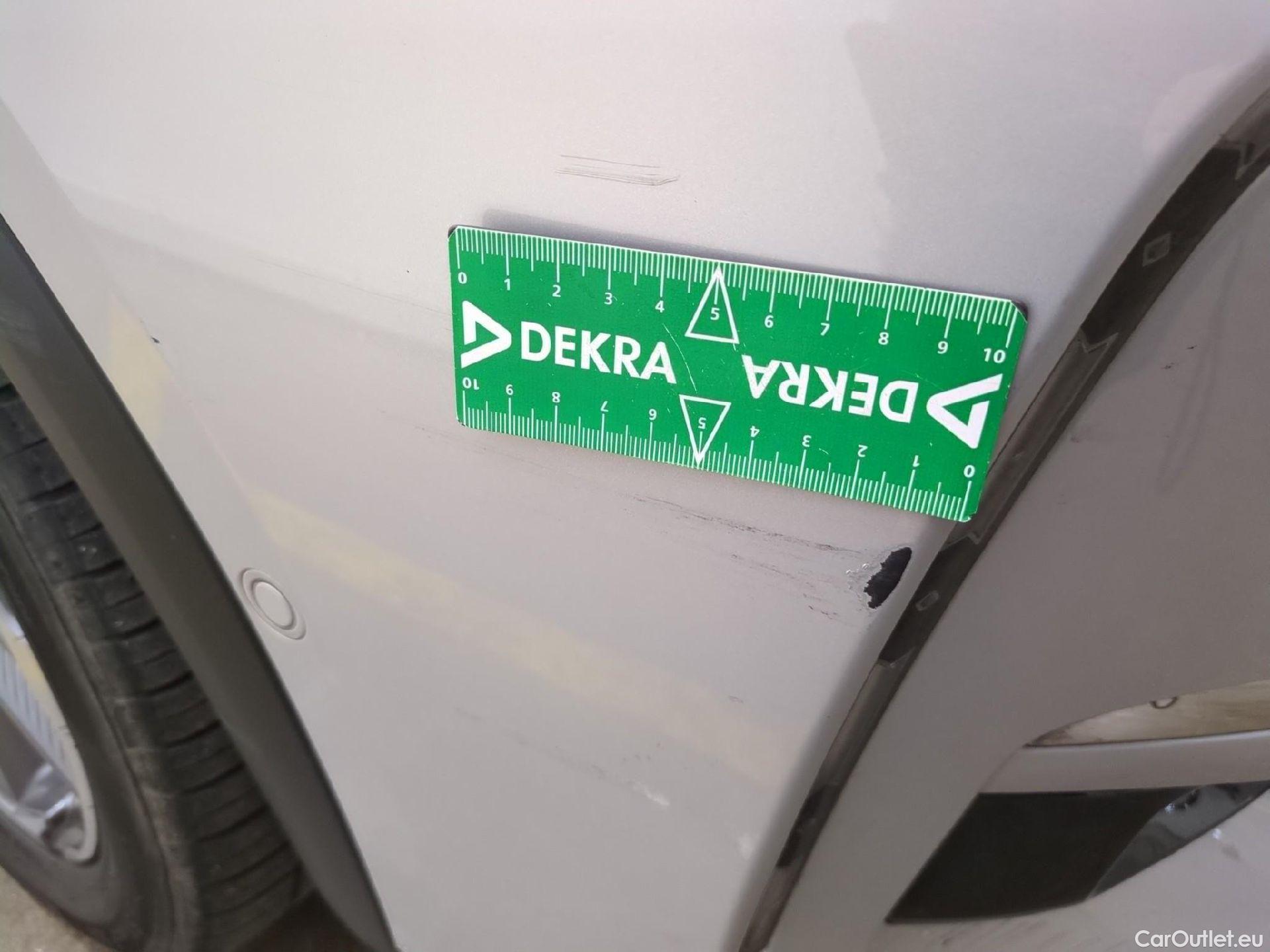  DS  DS7 7 Crossback Executive 2.0 BlueHDi 180CV BVA8 E6d #35