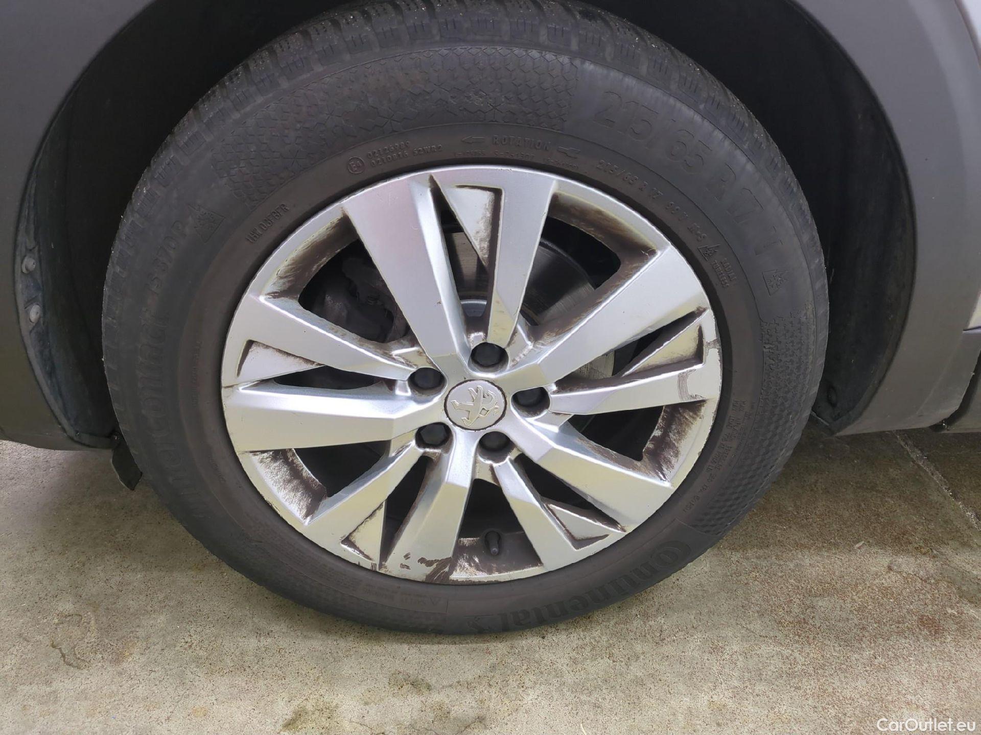  Peugeot  3008  Active Pack 1.5 HDi 130CV BVA8 E6d #4