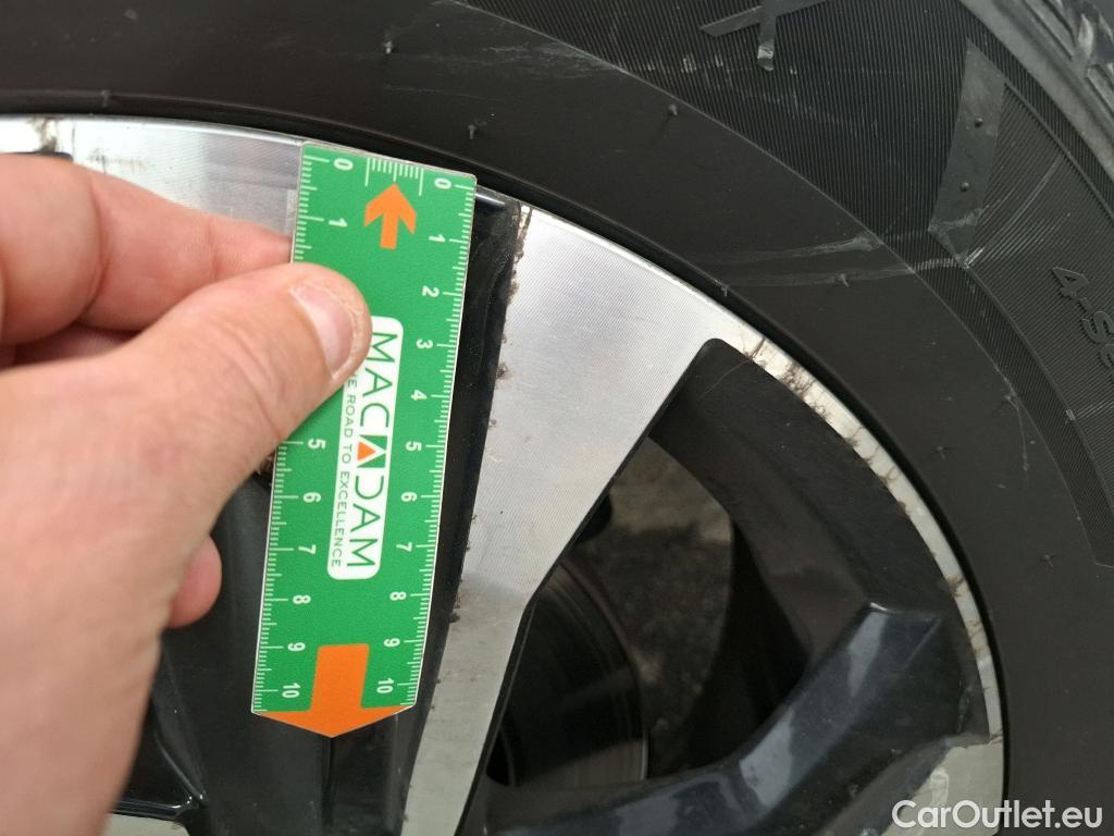  Peugeot  2008  Allure Business 1.2 PureTech 130CV BVA8 E6d #17