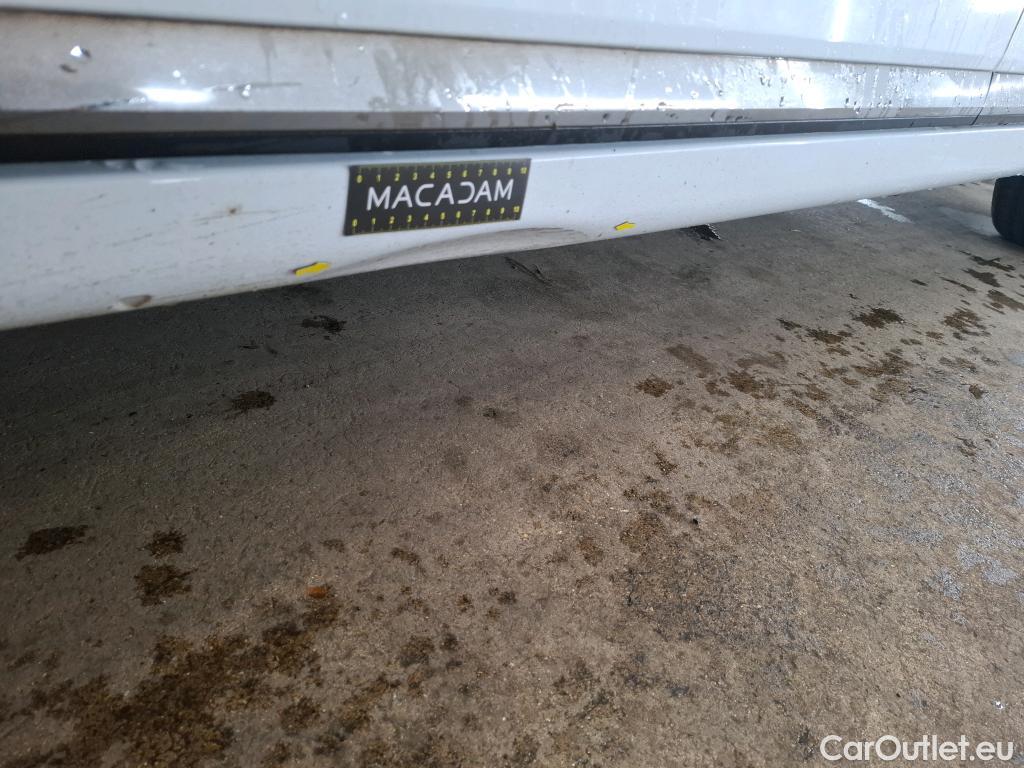  Renault  Clio RENAULT  / 2019 / 5P / Berline Business SCe 65 #2