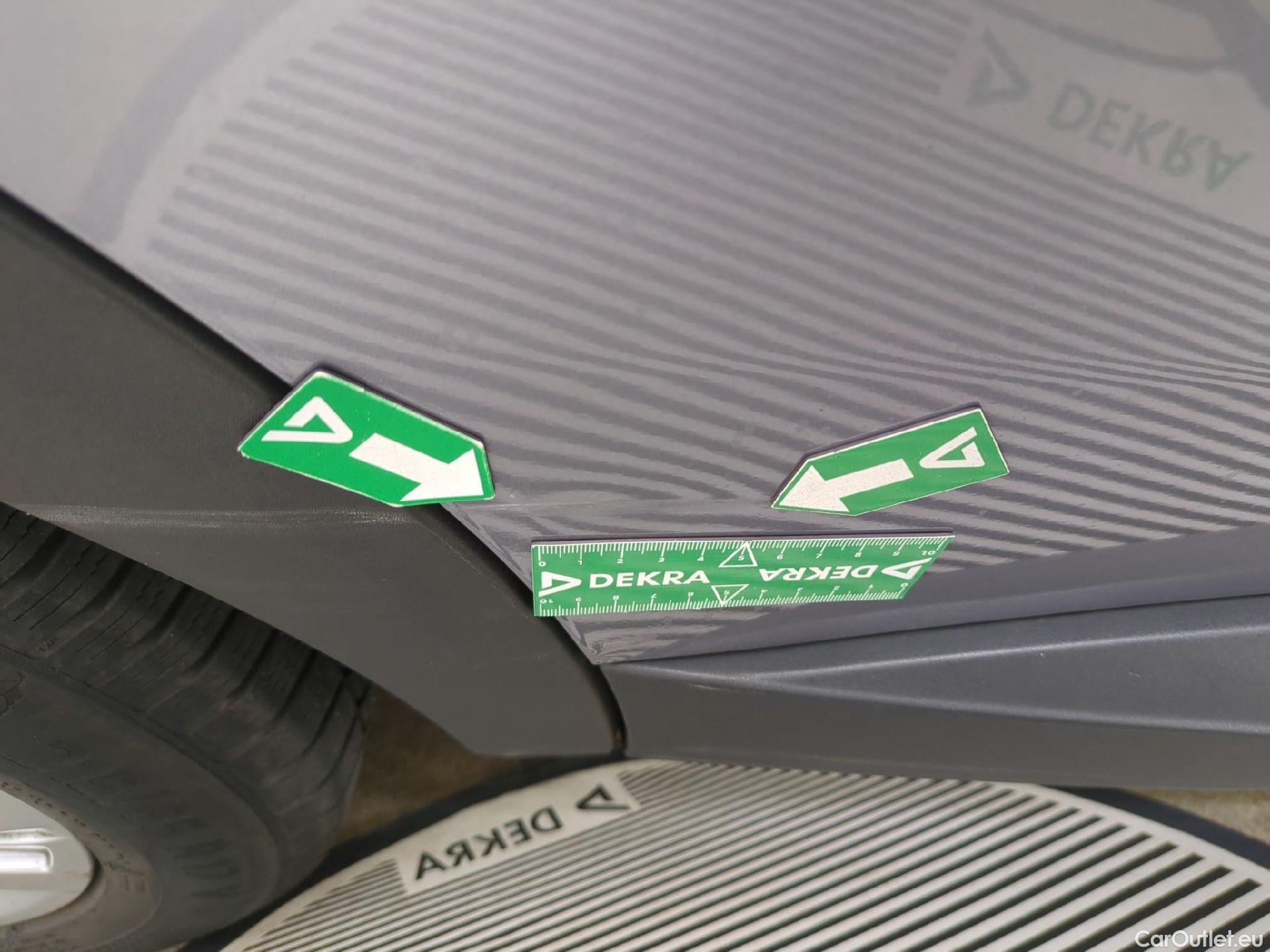  Peugeot  3008  Active Pack 1.5 HDi 130CV BVA8 E6d #73