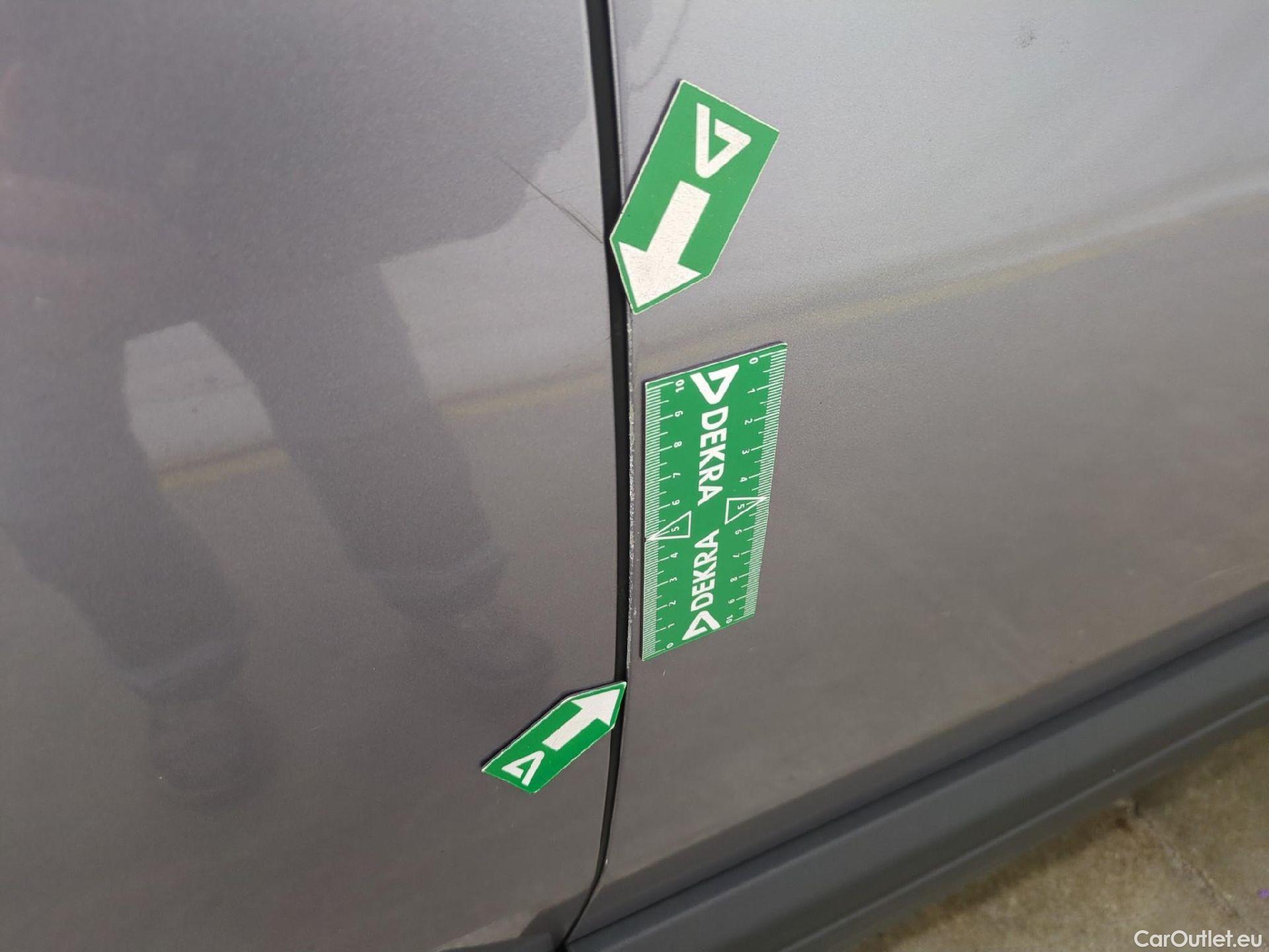  Peugeot  3008  Active Pack 1.5 HDi 130CV BVA8 E6d #81