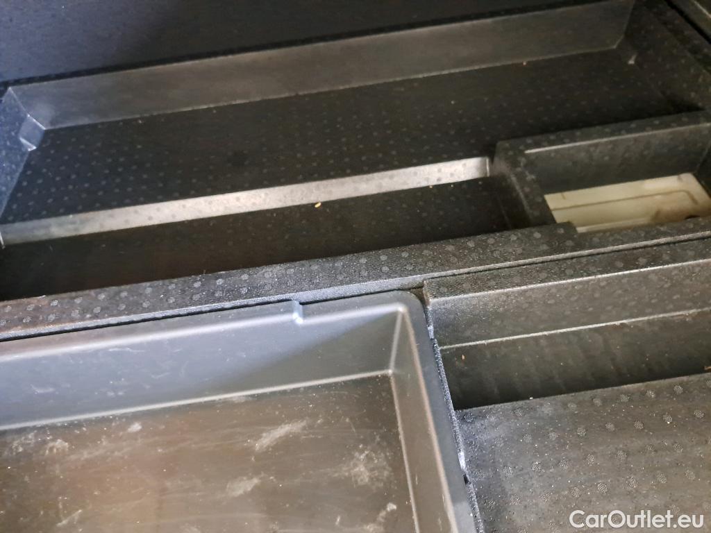  Citroen  C5 Aircross CITROEN  / 2018 / 5P / SUV Hybrid 225 ë-EAT8 Business #26