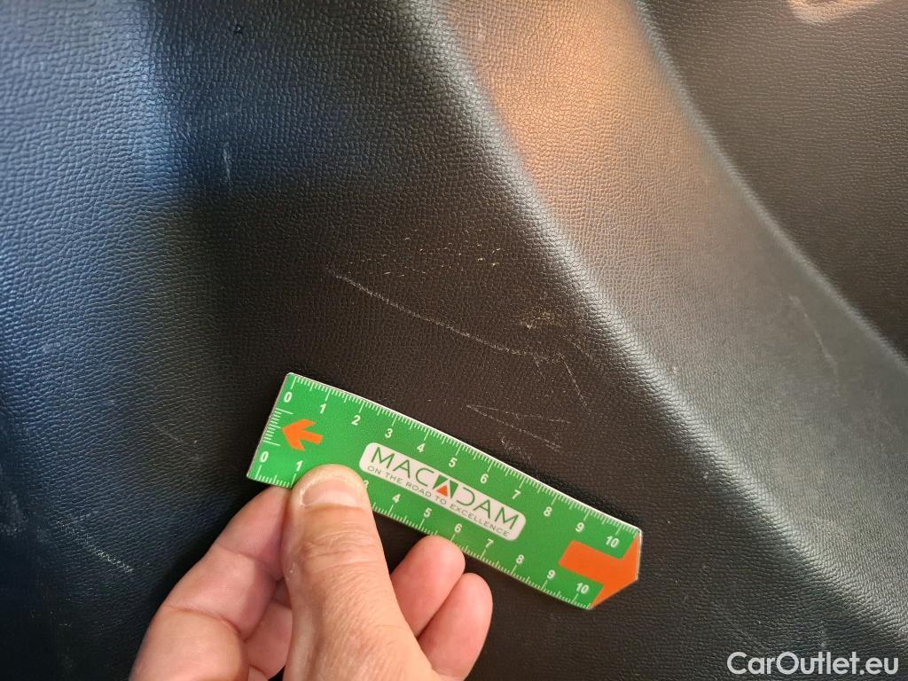  Peugeot  2008  Allure Business 1.2 PureTech 130CV BVA8 E6d #35