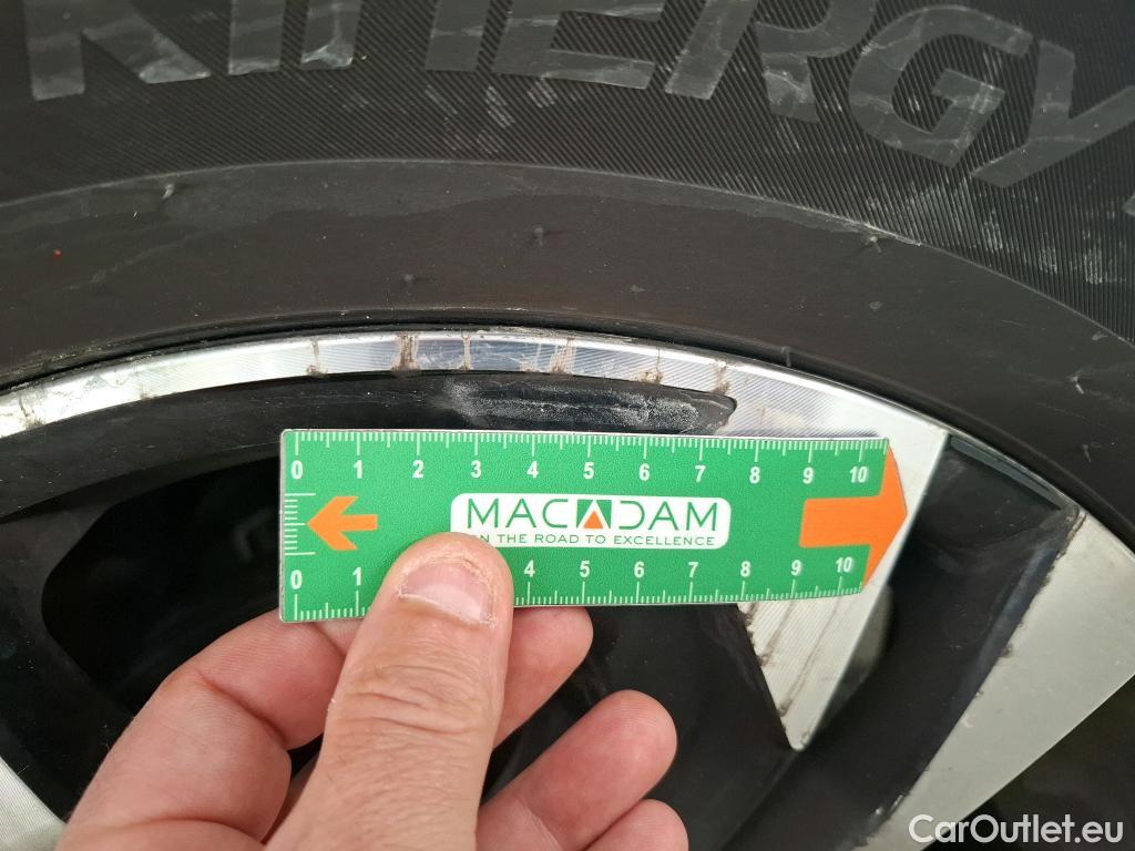  Peugeot  2008  Allure Business 1.2 PureTech 130CV BVA8 E6d #15