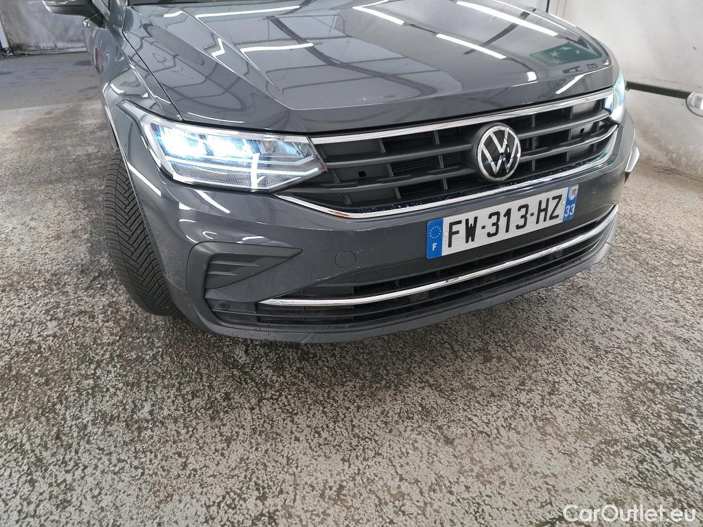  Volkswagen  Tiguan VOLKSWAGEN  / 2020 / 5P / SUV 1.5 TSI 150 DSG7 Life Busines #9