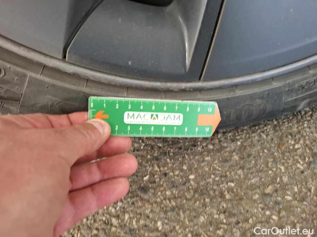  Tesla  Model 3 TESLA  / 2018 / 4P / Berline Propulsion #9