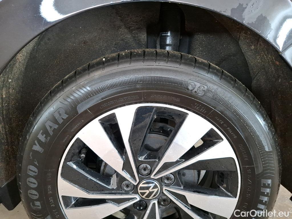  Volkswagen  Polo  VI Lounge Business 1.0 TSI 95CV BVA7 E6d #5