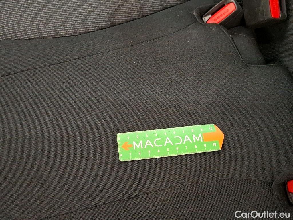  Bmw  Serie 1 BMW Série 1 / 2019 / 5P / Berline 116i DKG7 Business Design #36