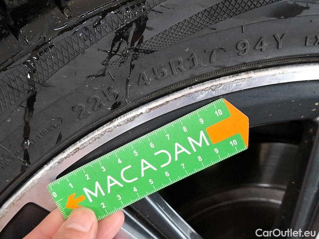  Bmw  Serie 1 BMW Série 1 / 2019 / 5P / Berline 116i DKG7 Business Design #14