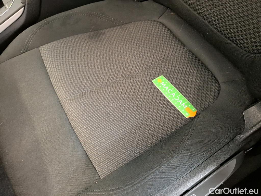  Bmw  Serie 1 BMW Série 1 / 2019 / 5P / Berline 116i DKG7 Business Design #33