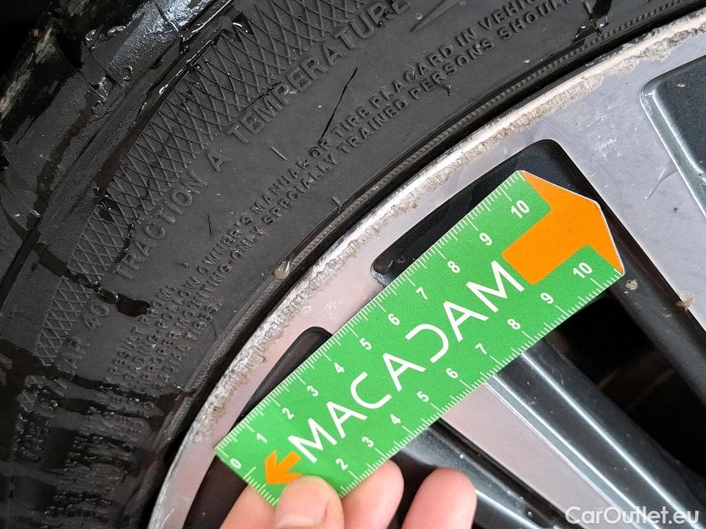  Bmw  Serie 1 BMW Série 1 / 2019 / 5P / Berline 116i DKG7 Business Design #13