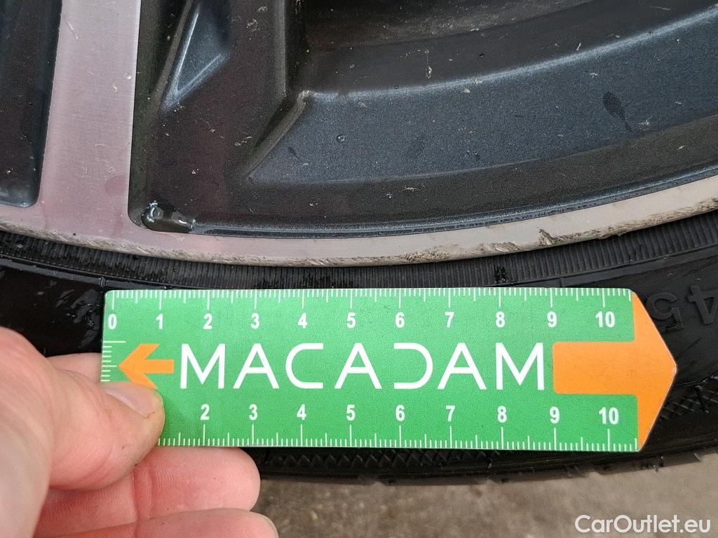  Bmw  Serie 1 BMW Série 1 / 2019 / 5P / Berline 116i DKG7 Business Design #24