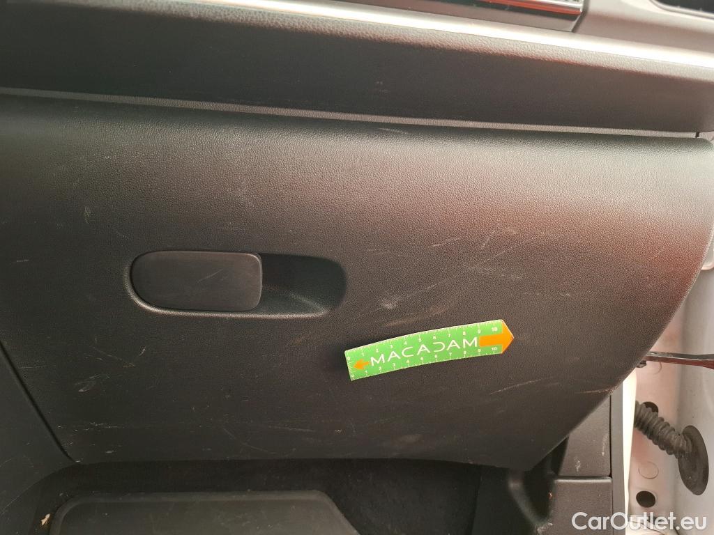  Citroen  C3  Société Feel 1.5 BlueHDI 100CV BVM5 E6dT #39