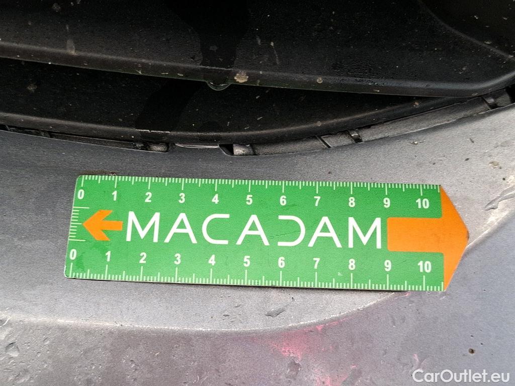  Bmw  Serie 1 BMW Série 1 / 2019 / 5P / Berline 116i DKG7 Business Design #40