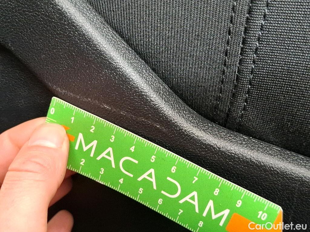  Bmw  Serie 1 BMW Série 1 / 2019 / 5P / Berline 116i DKG7 Business Design #26