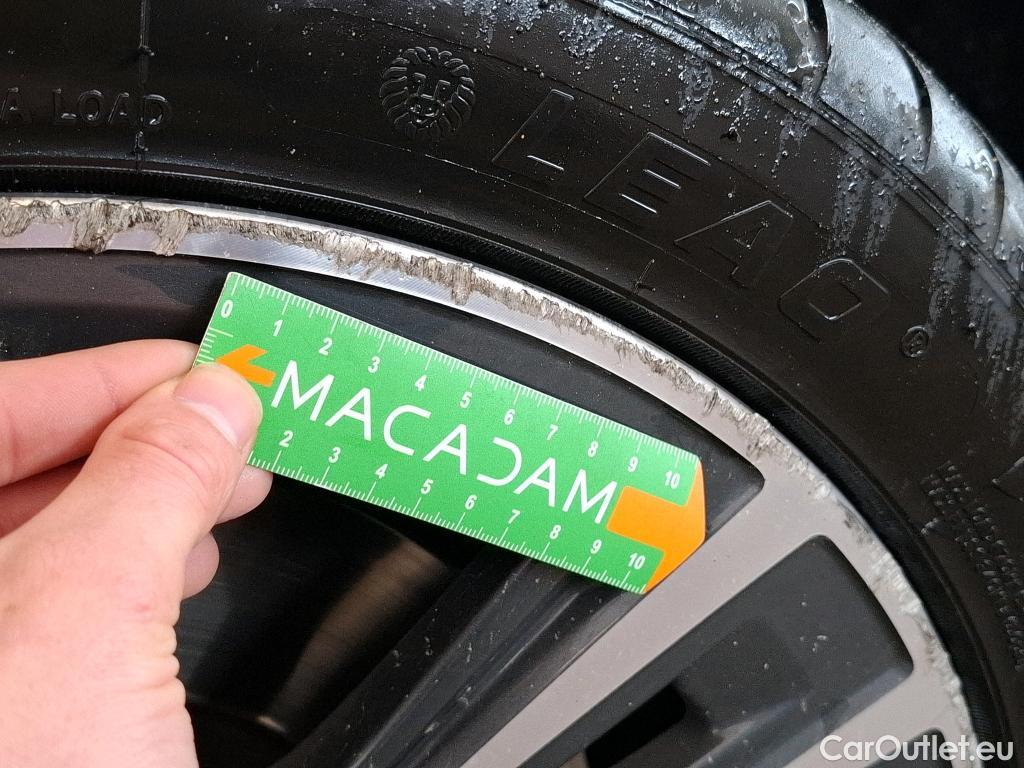  Bmw  Serie 1 BMW Série 1 / 2019 / 5P / Berline 116i DKG7 Business Design #9