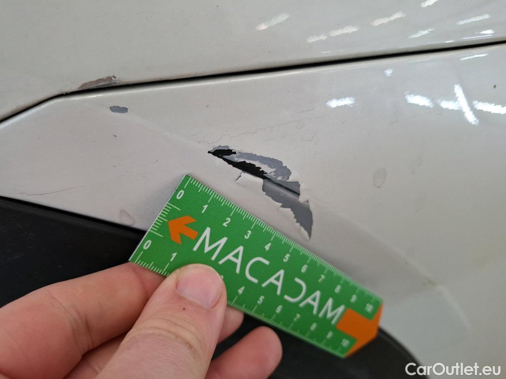  DS  DS7 7 Crossback Grand Chic 1.5 BlueHDi 130CV BVA8 E6d #28