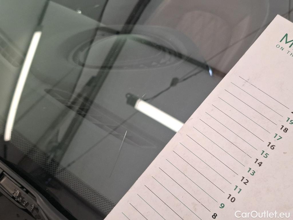  Mini  Cooper MINI Mini / 2014 / 5P / Berline  Edition Greenwich 136 ch BVA7 #2