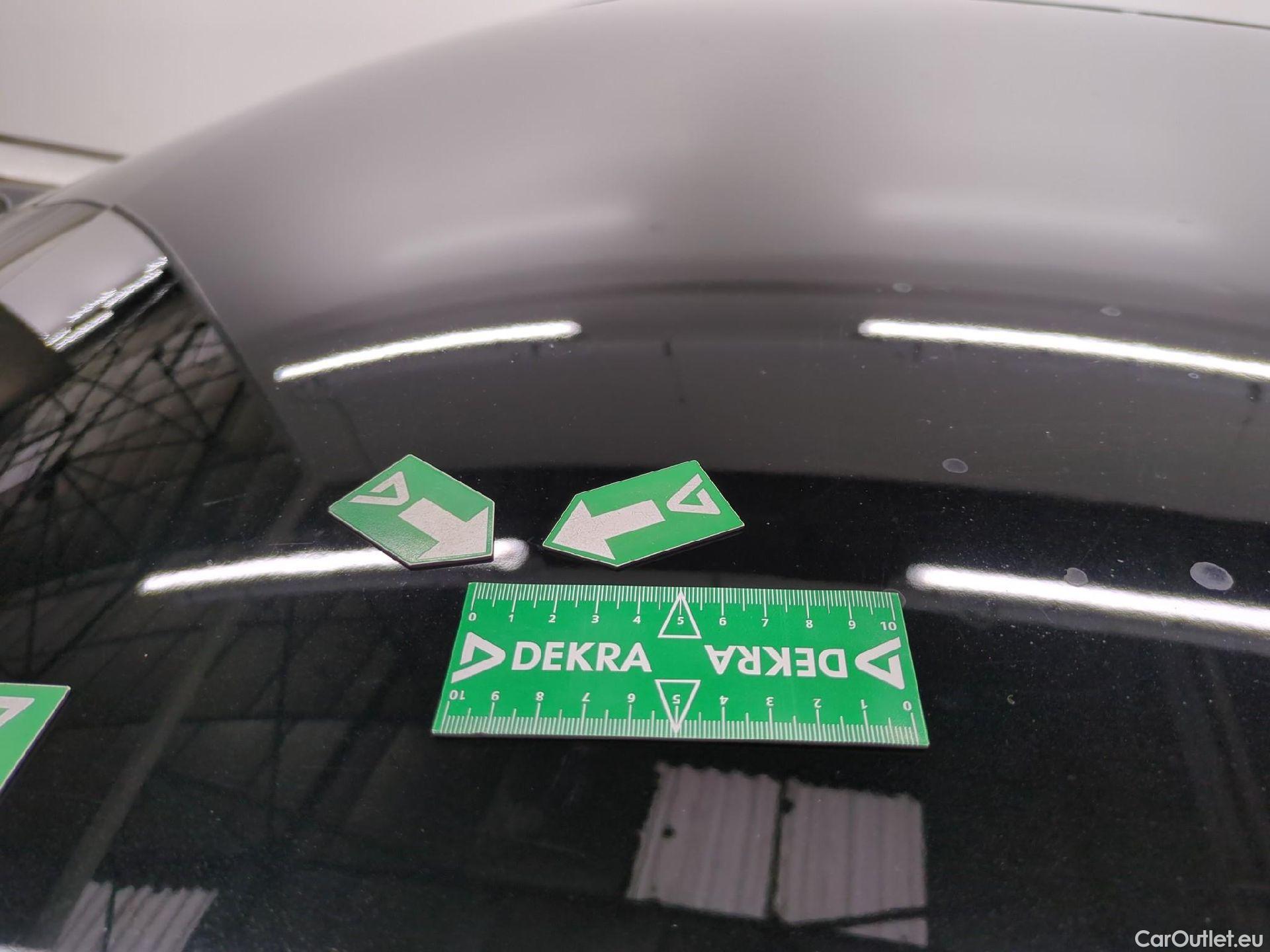  Citroen  C4 CITROEN  X / 2022 / 4P / Berline PureTech 130 S&S EAT8 Feel Pack #30