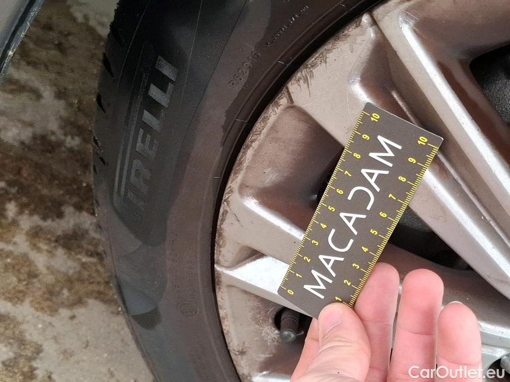  Peugeot  308  Allure 1.2 PureTech 130CV BVA8 E6d #40