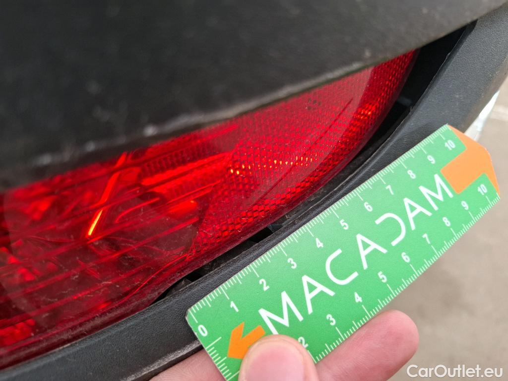  Peugeot  5008  GT 1.2 PureTech 130CV BVA8 7 Sieges E6d #27