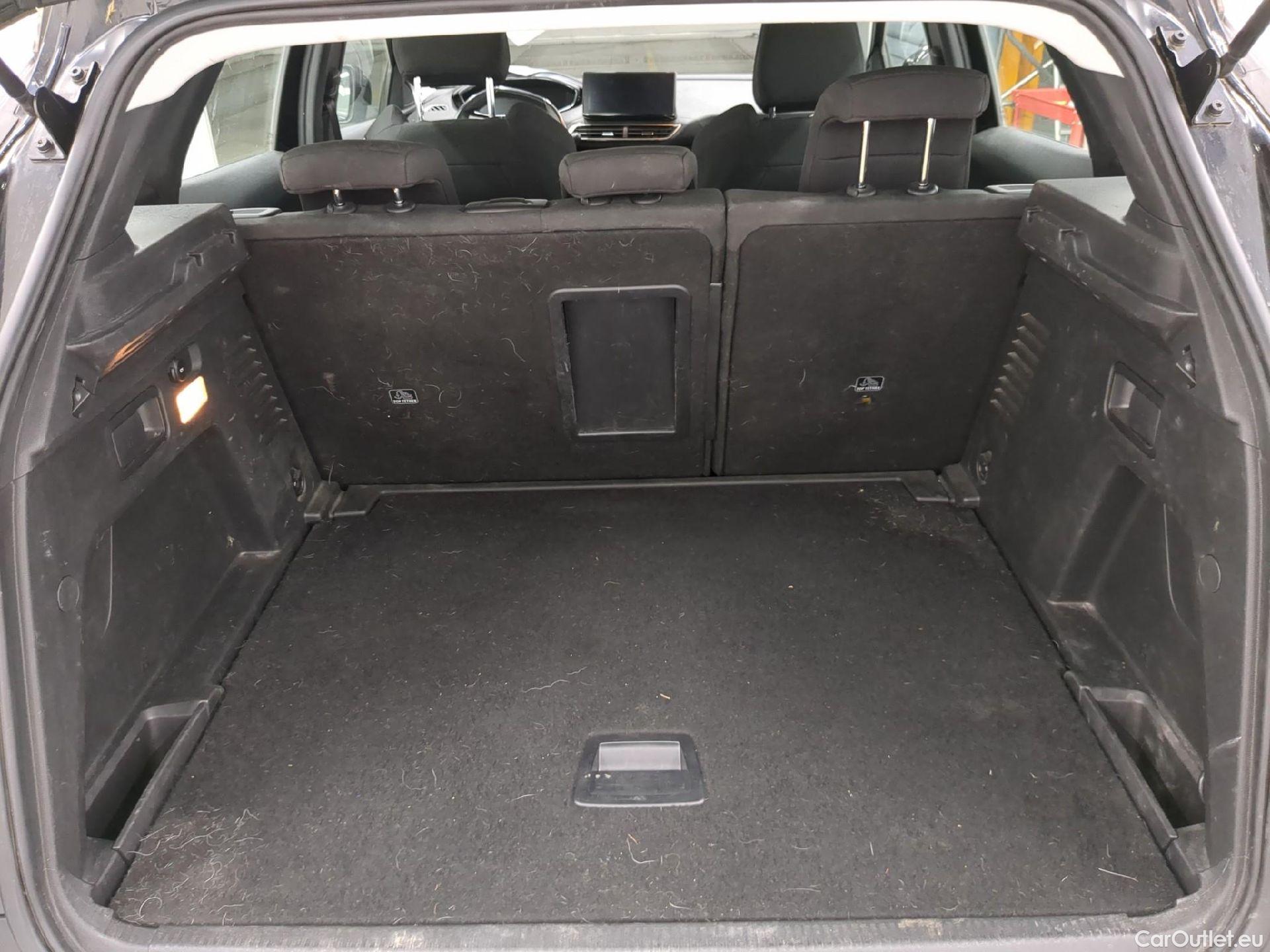  Peugeot  3008  Active Business 1.5 HDi 130CV BVA8 E6d #6