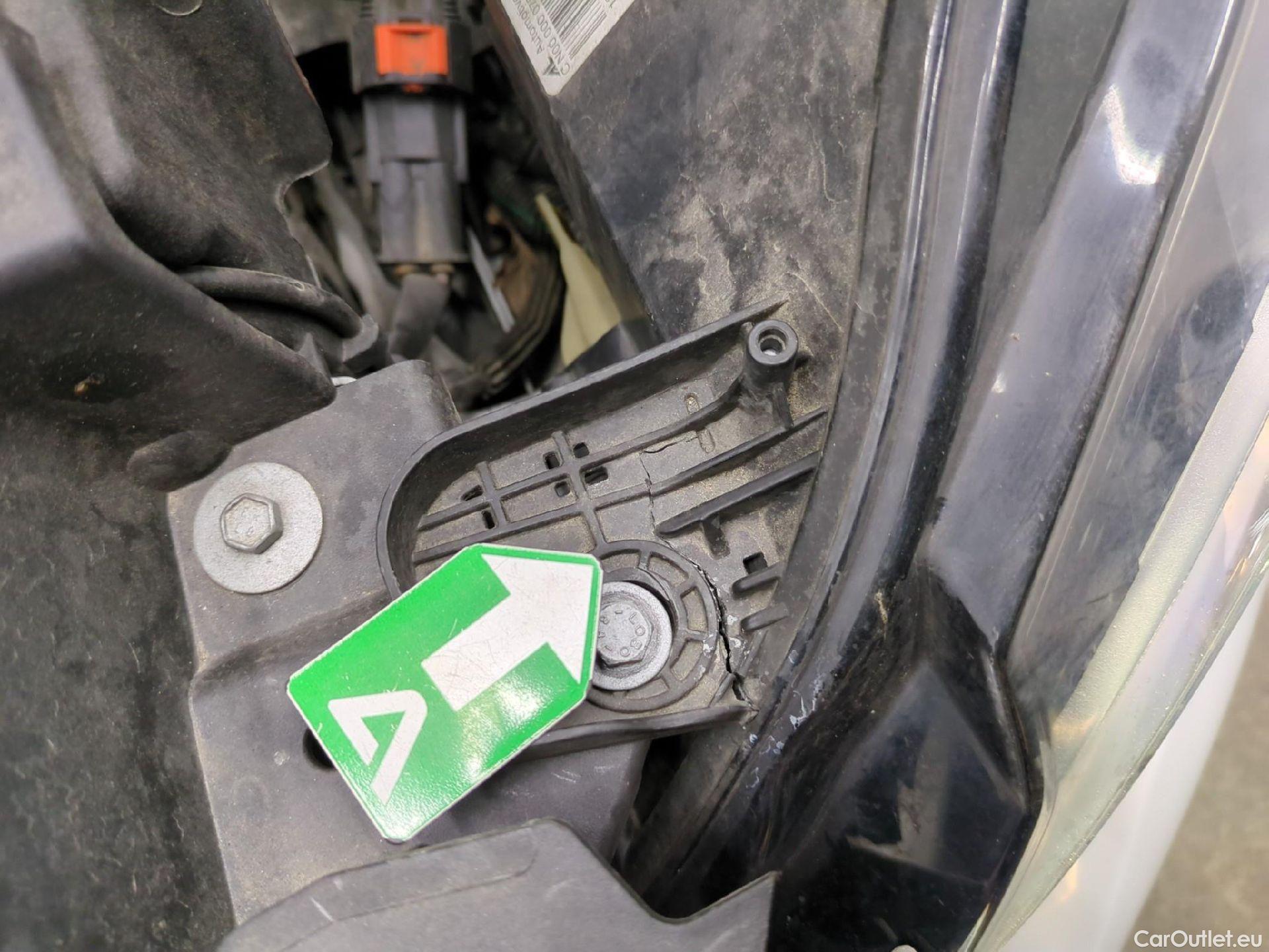  Peugeot  308  Premium Pack 1.5 HDi 130CV BVM6 E6dT #6