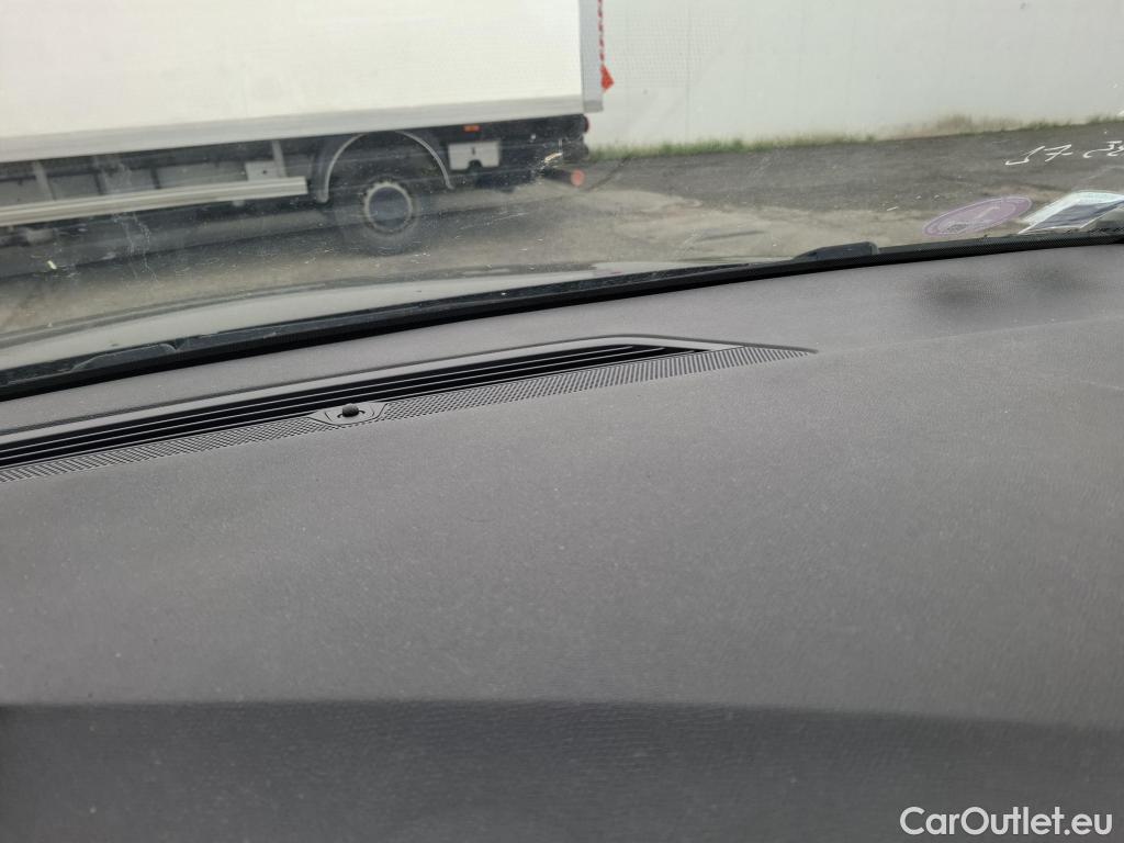  Peugeot  308  Allure 1.2 PureTech 130CV BVA8 E6d #76