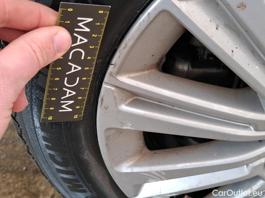  Peugeot  308  Allure 1.2 PureTech 130CV BVA8 E6d #51