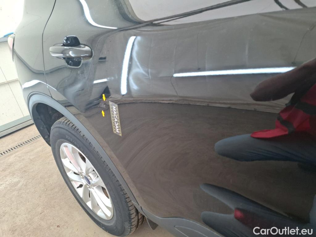  Ford  Kuga FORD  / 2019 / 5P / SUV 2.5 190 hybrid Flexifuel Pshift Titanium #3