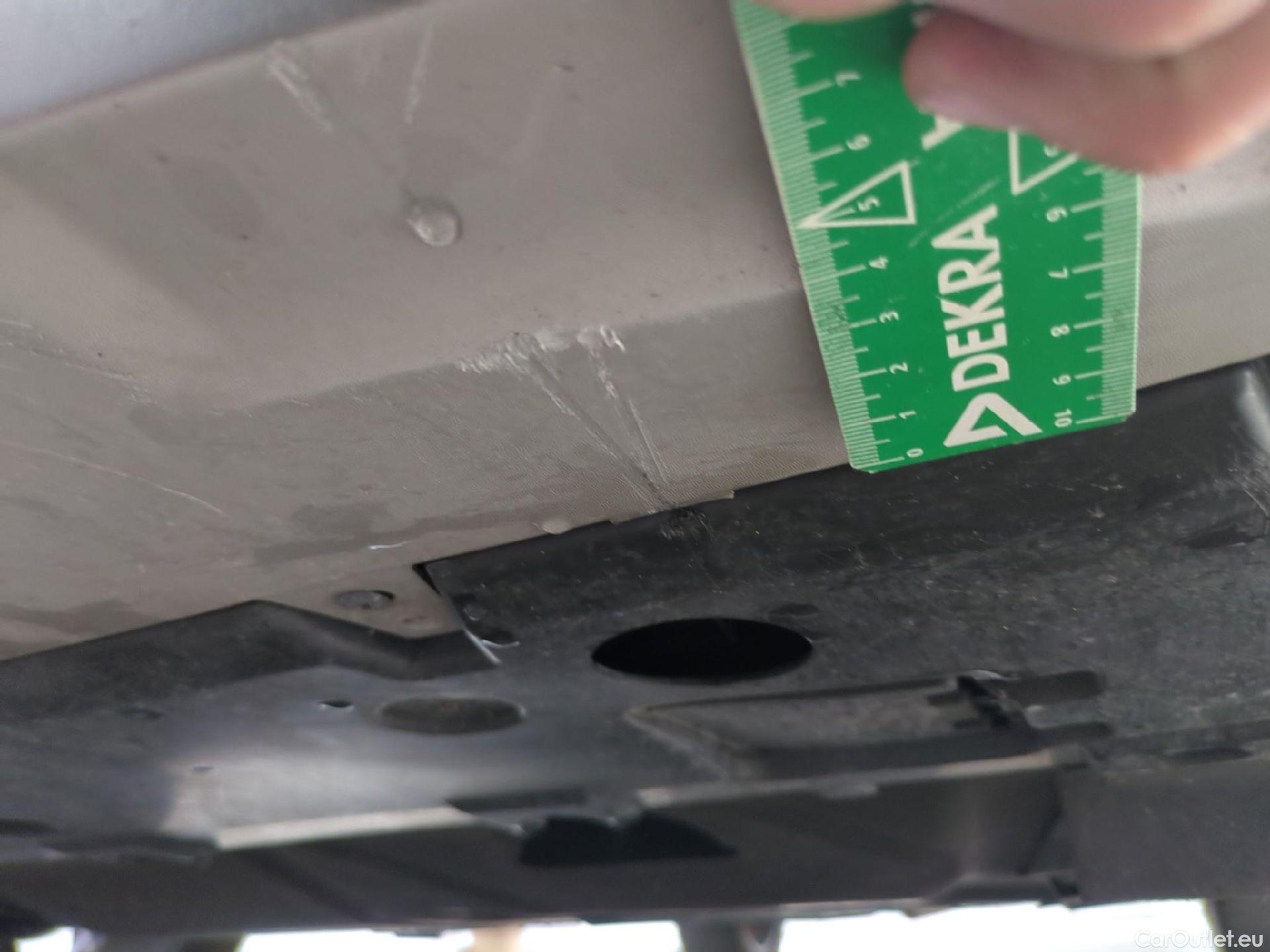  Renault  Captur RENAULT  / 2019 / 5P / SUV techno E-Tech hybride rechargeable 160 #18