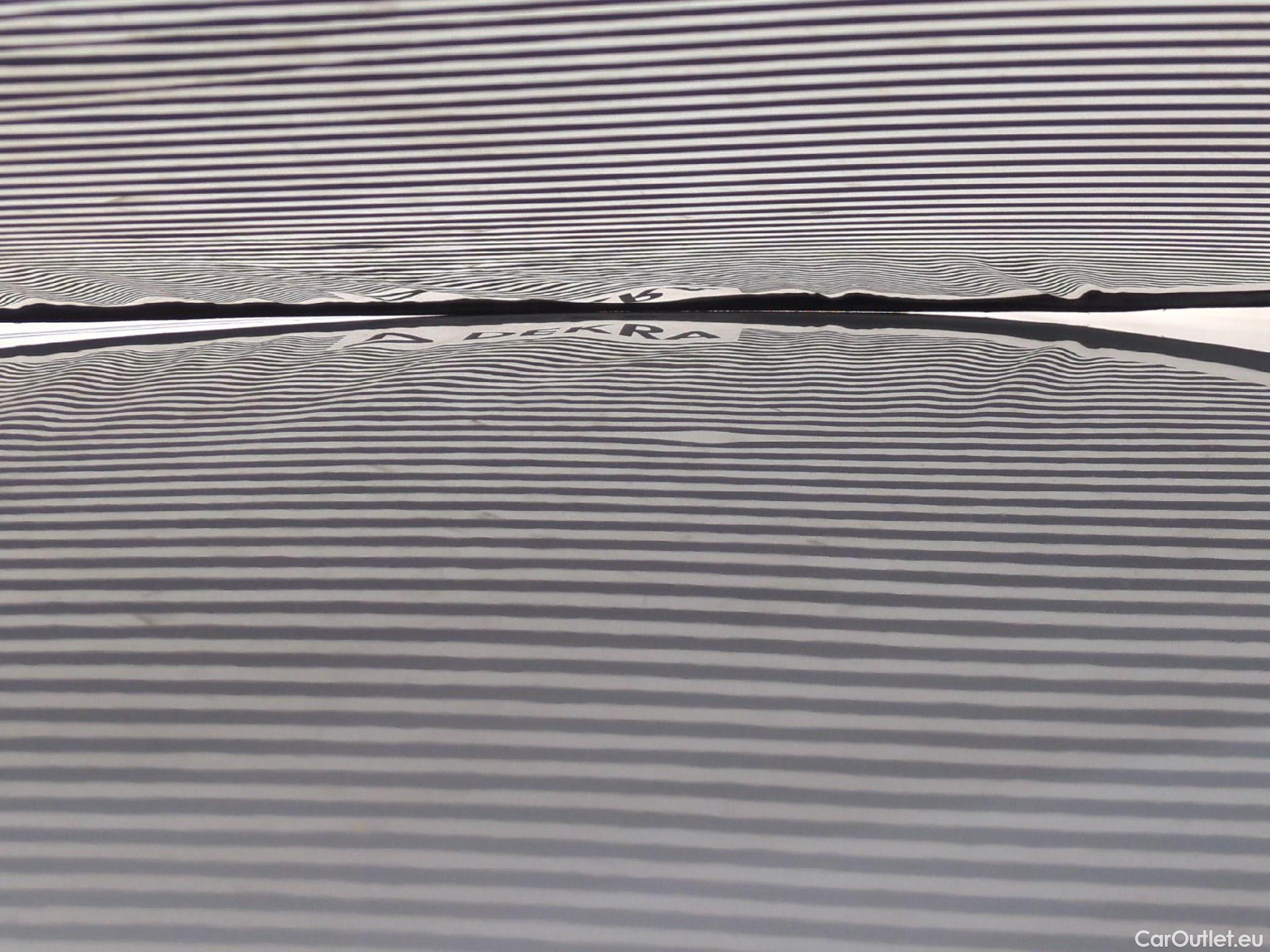  Renault  Captur RENAULT  / 2019 / 5P / SUV techno E-Tech hybride rechargeable 160 #13