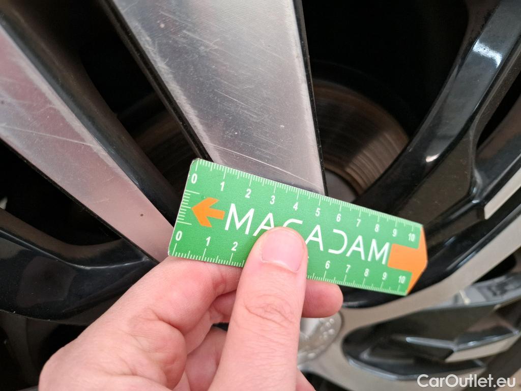  Peugeot  5008  GT 1.2 PureTech 130CV BVA8 7 Sieges E6d #23