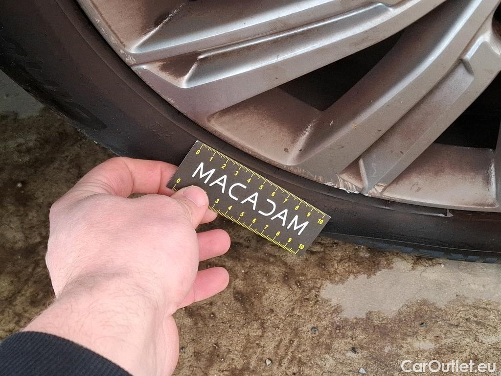  Peugeot  308  Allure 1.2 PureTech 130CV BVA8 E6d #46