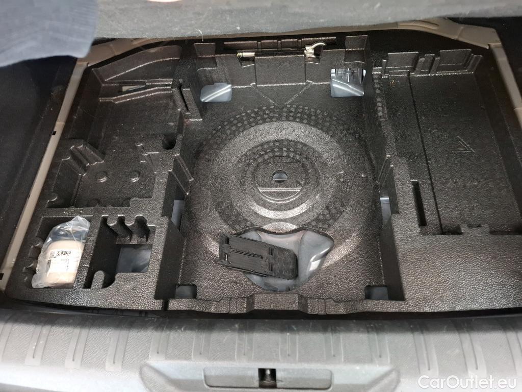  Peugeot  308  Allure 1.2 PureTech 130CV BVA8 E6d #59