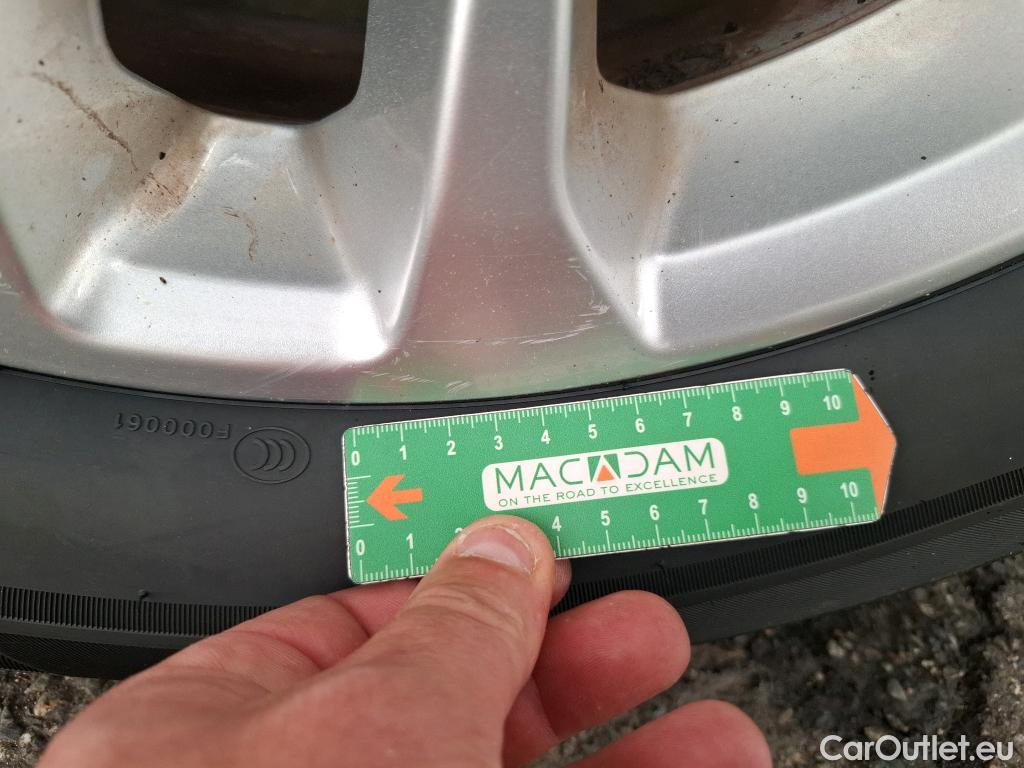  Ford  Kuga  Titanium Hybrid 2.5 190CV BVA6 E6dT #12