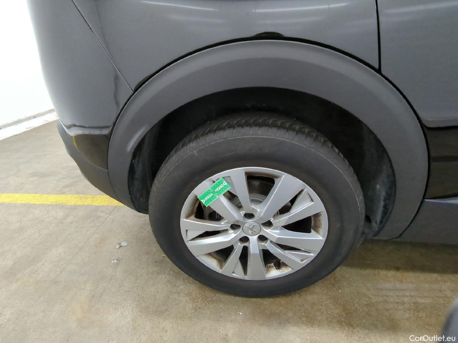  Peugeot  3008  Active Business 1.5 HDi 130CV BVA8 E6d #7