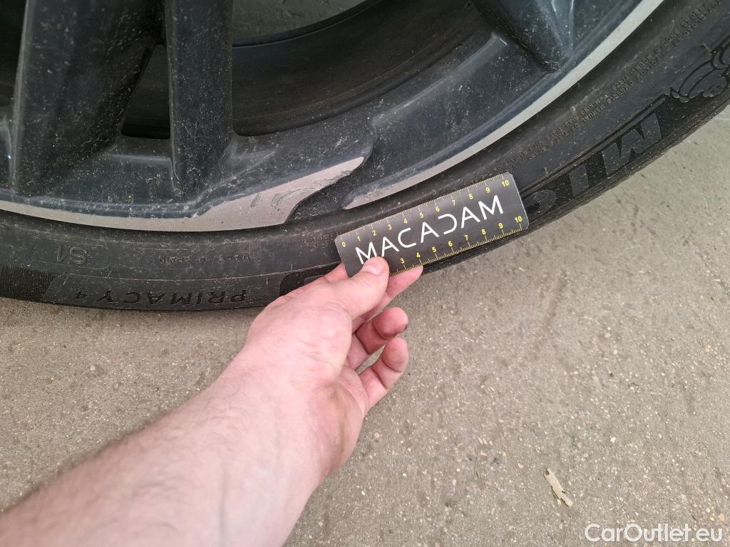  DS  DS7 DS DS 7 Crossback 2017 5P  SUV ETENSE 4x4 300 PERFORMANCE Line  #8