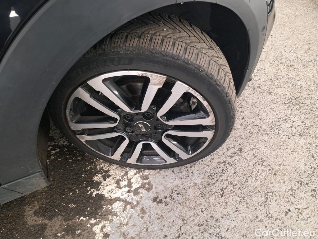  Mini  Cooper MINI Mini / 2014 / 5P / Berline  Edition Greenwich 136 ch BVA7 #51